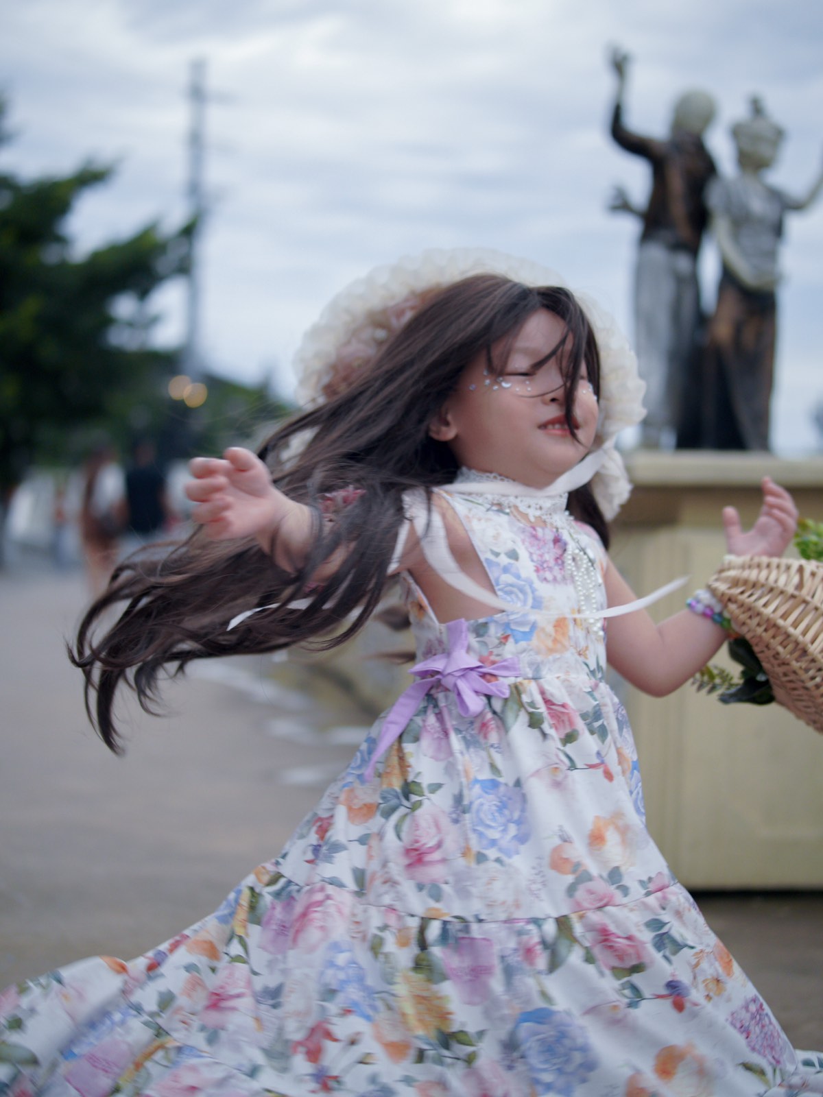 Madison Maxi in Vintage Florals (Shipping August 25)