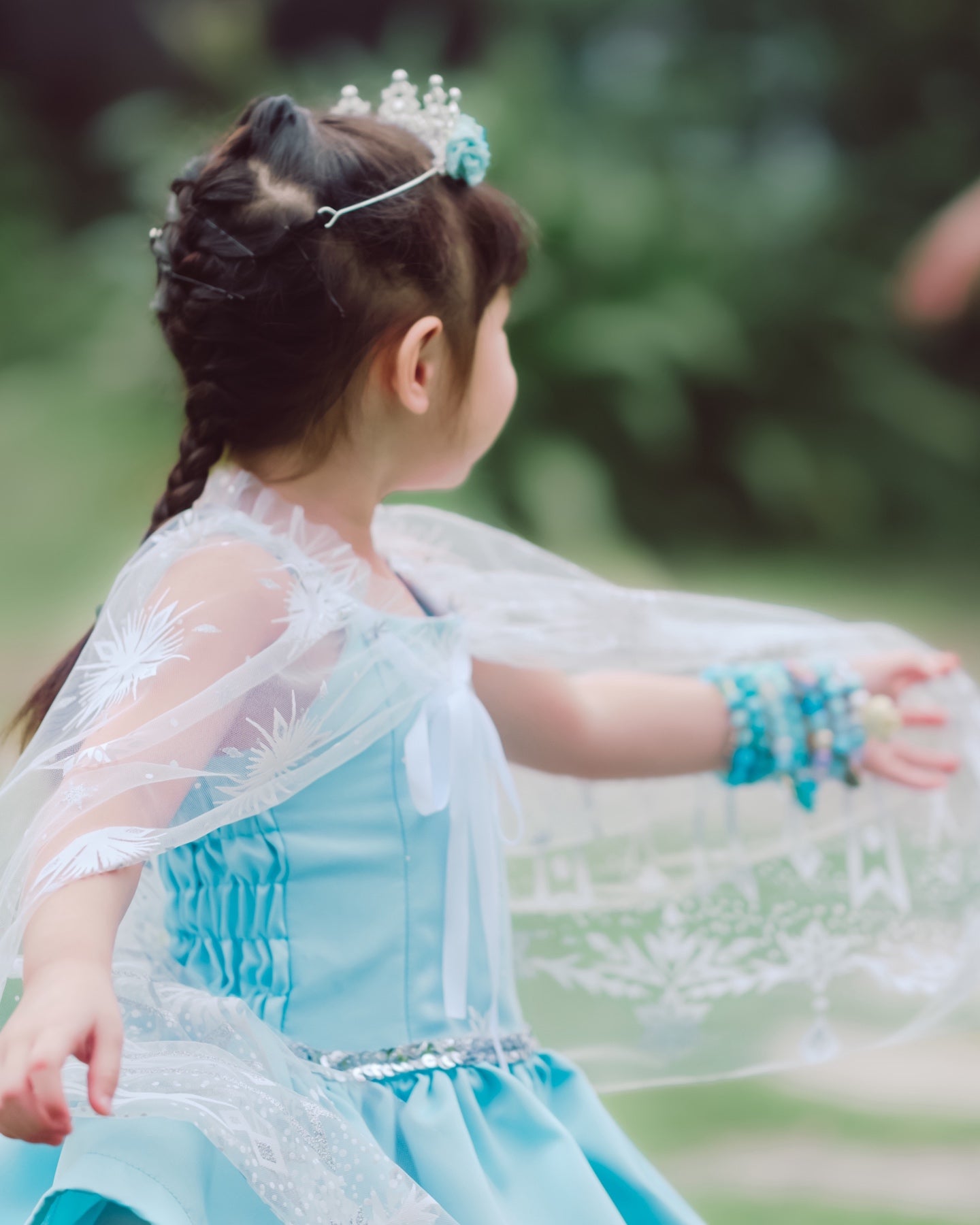 PREORDER Elsa Dress with Cape (4 to 6 weeks)