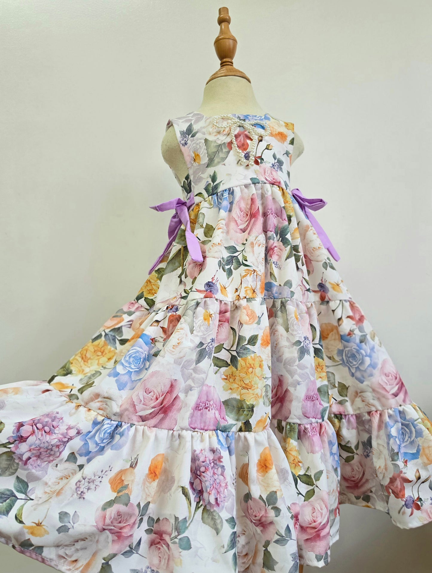 Madison Maxi in Vintage Florals (Shipping August 25)