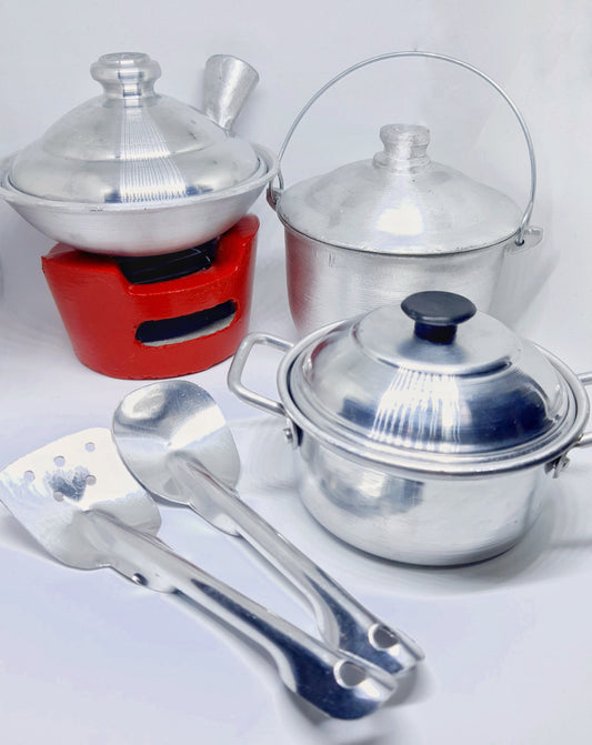 Miniature cookware *NOT eligible for free shipping*